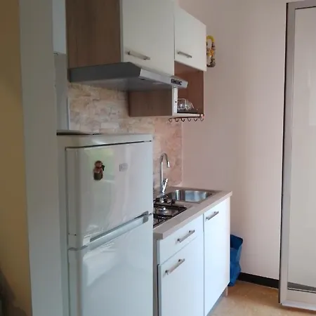 Vicino Iclas * Rapallo