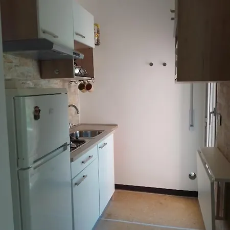 Vicino Iclas * Rapallo