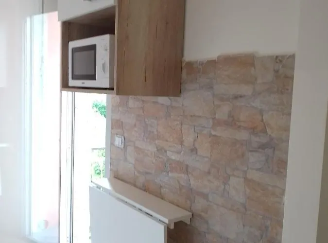 Apartament Vicino Iclas *